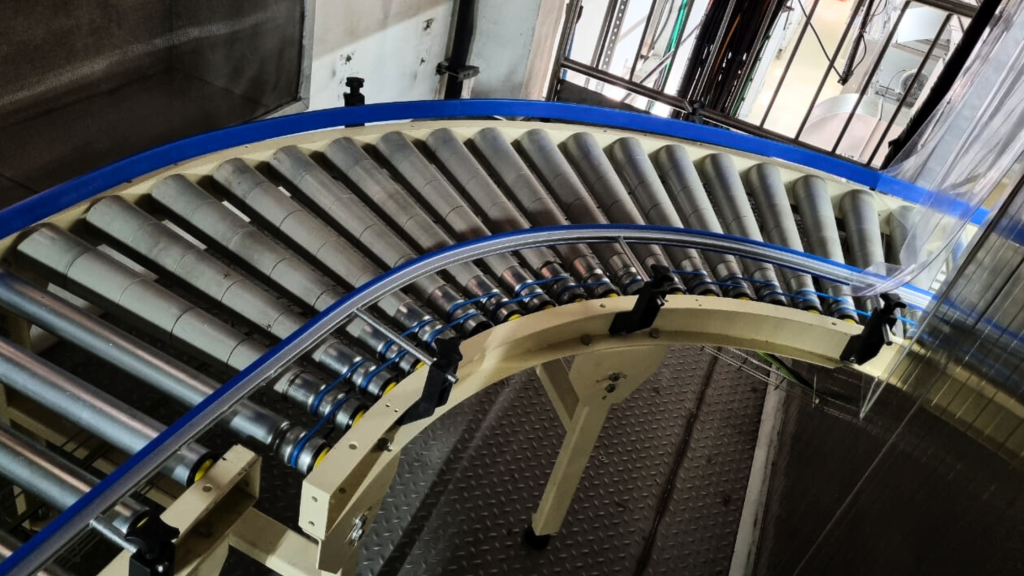 A Importância das Esteiras Transportadoras na Automação Industrial